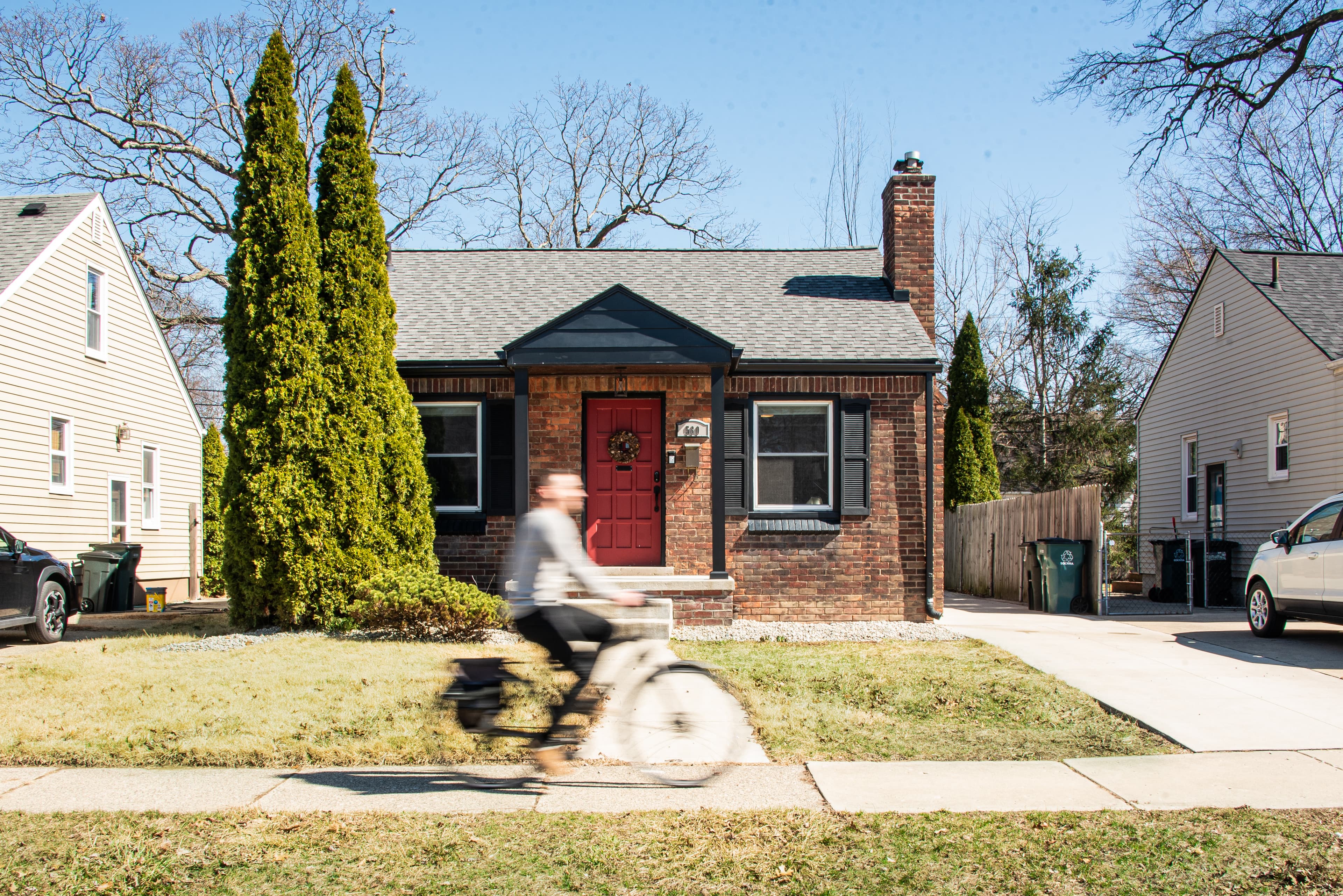 Front View of Casa Alpaca
